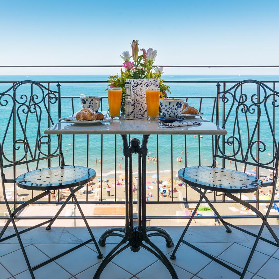 B&B Tramonto Sul Mare Salerno Eksteriør billede